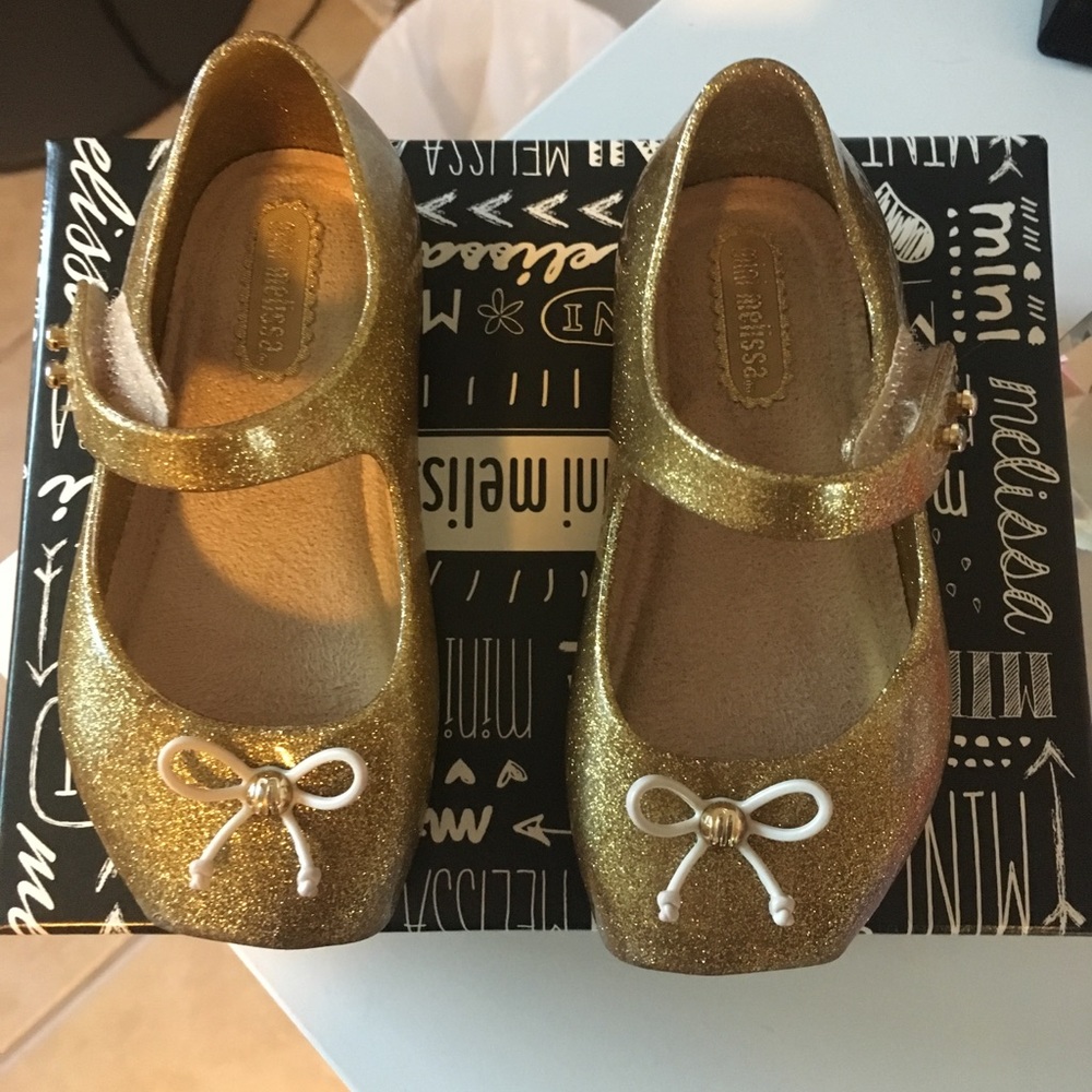Mini Melissa Gold & Glitter Shoes!